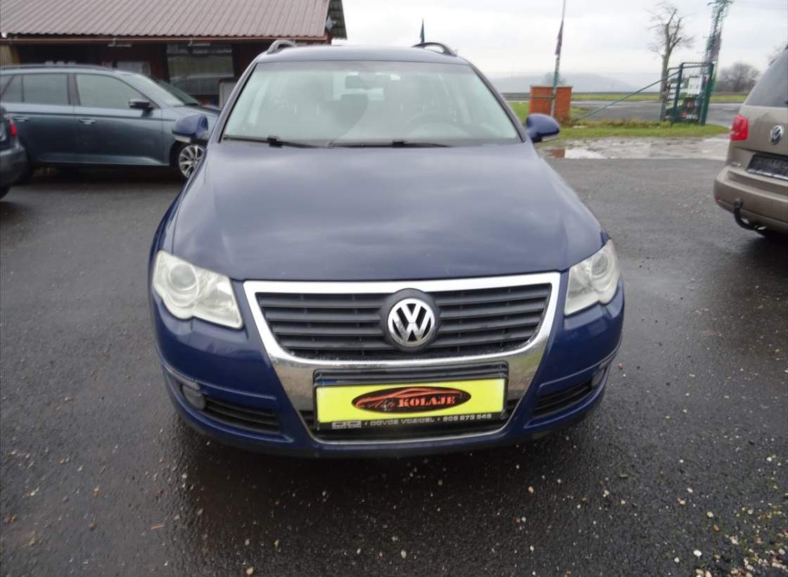 Volkswagen - Passat