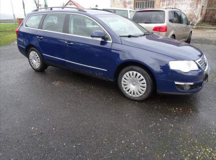 Volkswagen - Passat