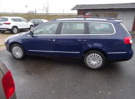 Volkswagen - Passat