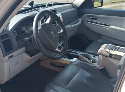 Jeep - Cherokee