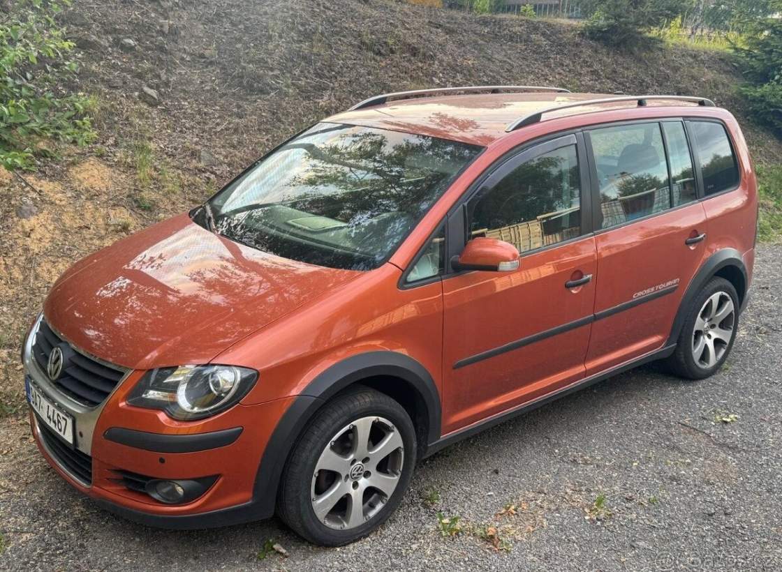 Volkswagen - Touran