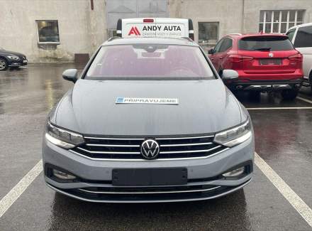 Volkswagen - Passat