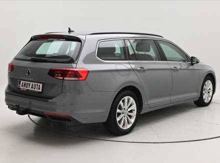Volkswagen - Passat