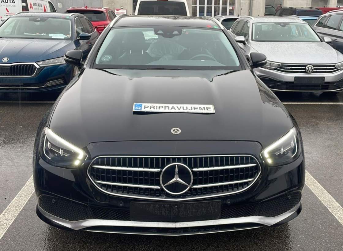 Mercedes-Benz - E-class