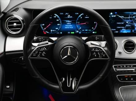 Mercedes-Benz - E-class