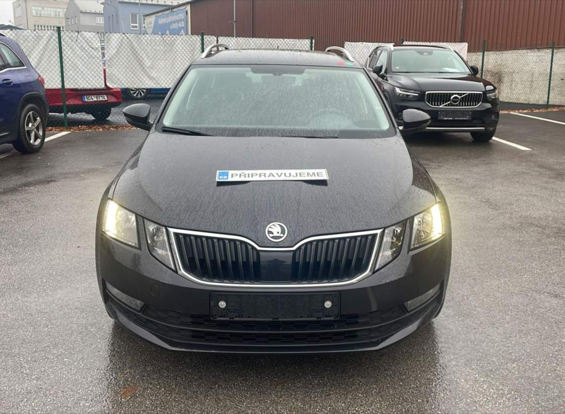 Škoda - Octavia