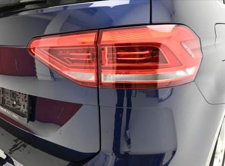 Volkswagen - Touran