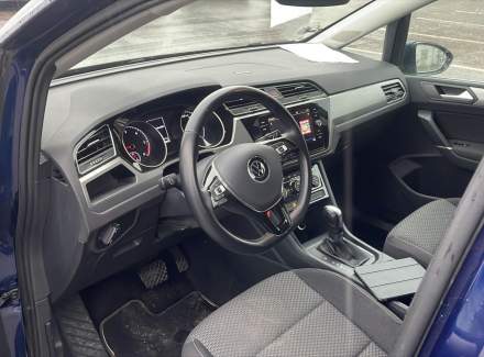 Volkswagen - Touran