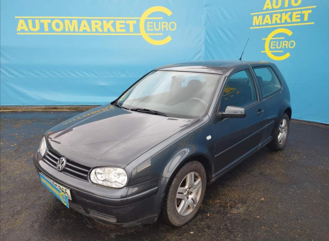 Volkswagen - Golf