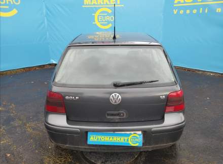 Volkswagen - Golf