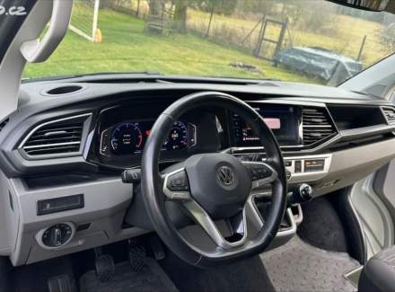 Volkswagen - Caravelle