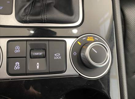 Volkswagen - Touareg