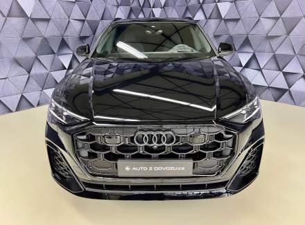 Audi - Q8