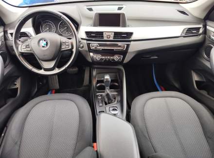 BMW - X1