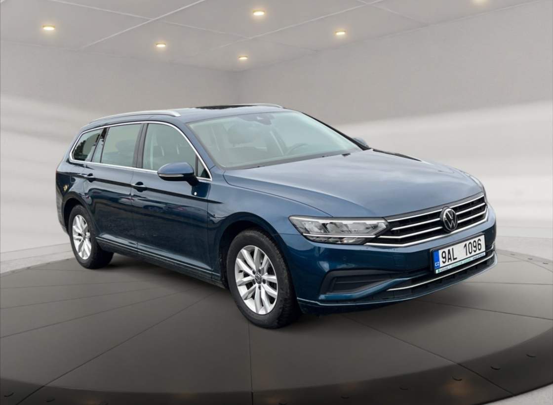 Volkswagen - Passat