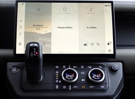 Land Rover - Defender