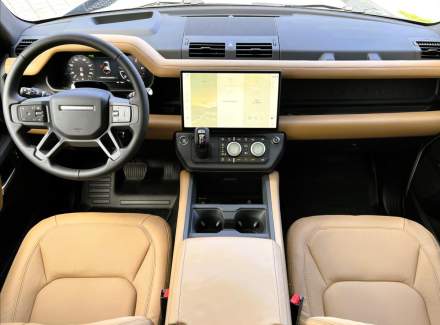 Land Rover - Defender