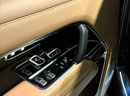 Land Rover - Range Rover