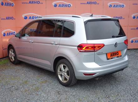 Volkswagen - Touran