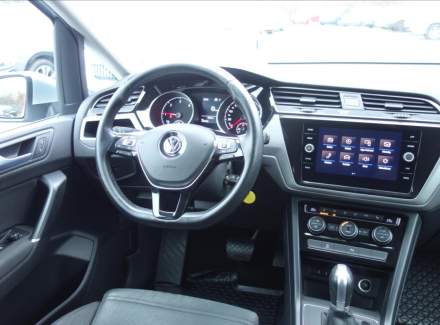 Volkswagen - Touran