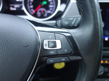 Volkswagen - Touran