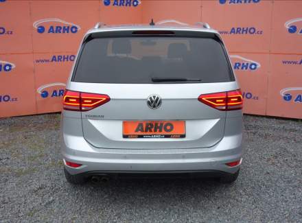 Volkswagen - Touran