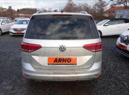Volkswagen - Touran