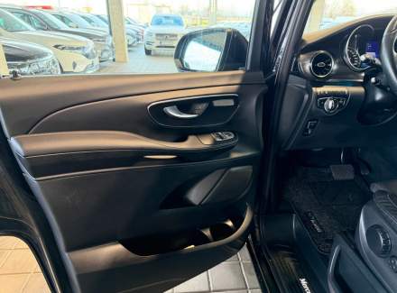 Mercedes-Benz - V-class