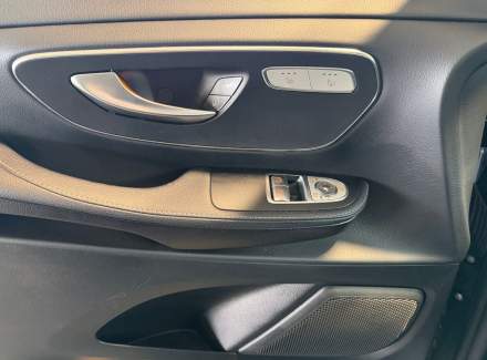 Mercedes-Benz - V-class