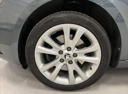 Škoda - Superb
