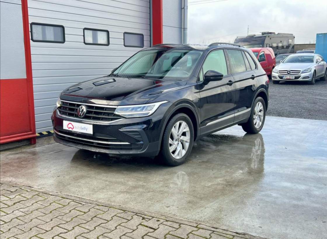 Volkswagen - Tiguan