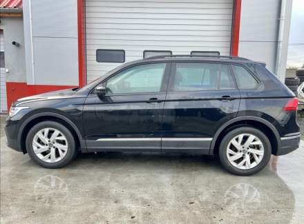 Volkswagen - Tiguan