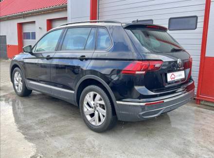 Volkswagen - Tiguan
