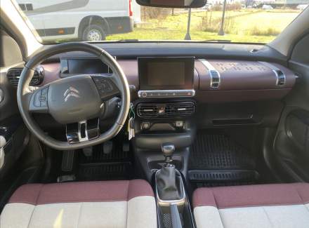 Citroën - C4
