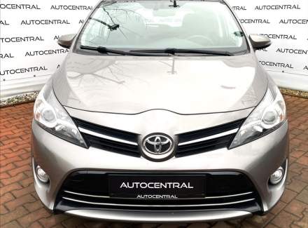 Toyota - Verso
