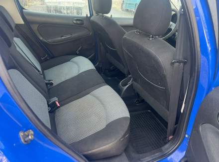 Peugeot - 206