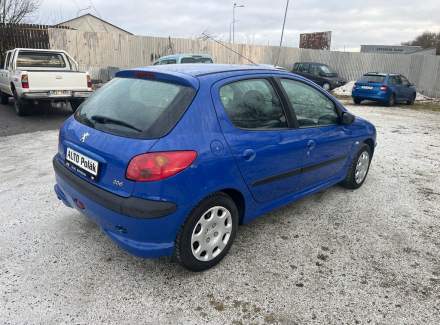 Peugeot - 206