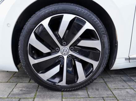 Volkswagen - Arteon