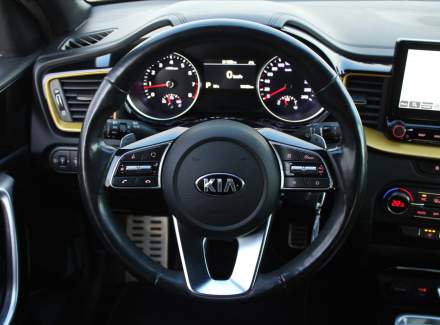 Kia - XCeed