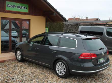 Volkswagen - Passat
