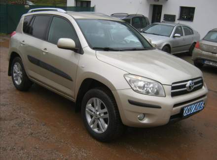 Toyota - RAV 4