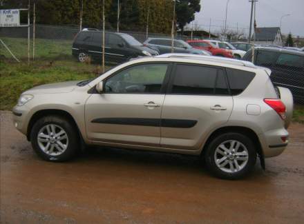 Toyota - RAV 4