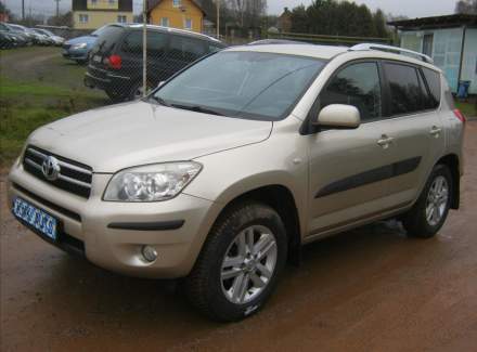 Toyota - RAV 4