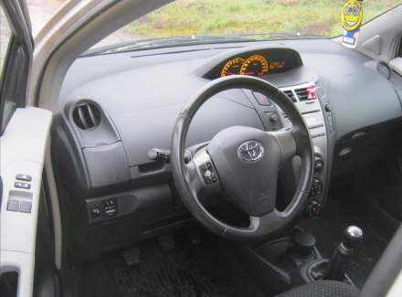 Toyota - Yaris