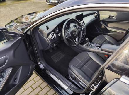 Mercedes-Benz - CLA