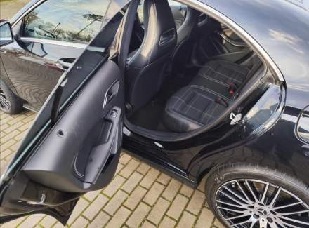 Mercedes-Benz - CLA