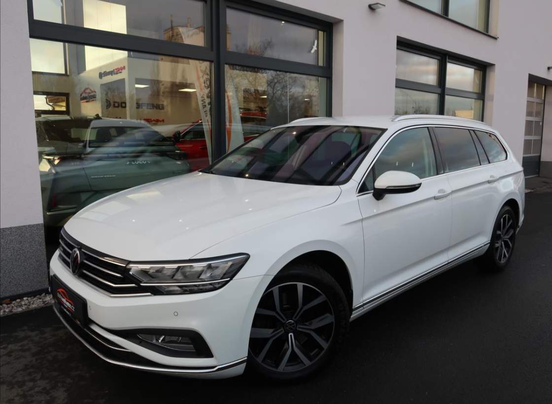 Volkswagen - Passat