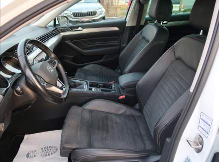 Volkswagen - Passat
