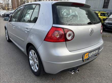 Volkswagen - Golf