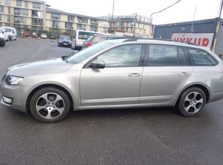 Škoda - Octavia